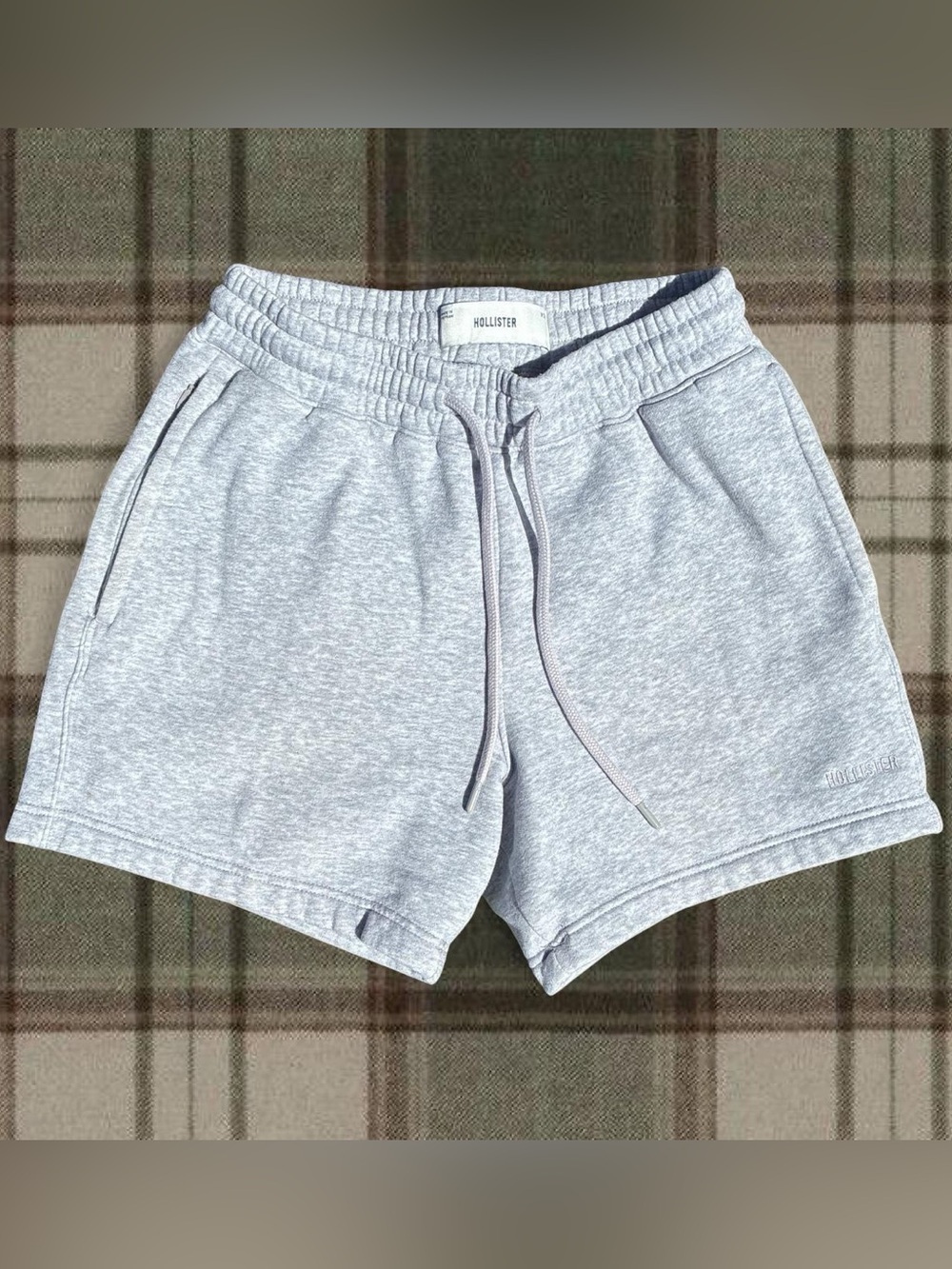 Hollister Women's Light Heather Gray Athletic Lounge Shorts
